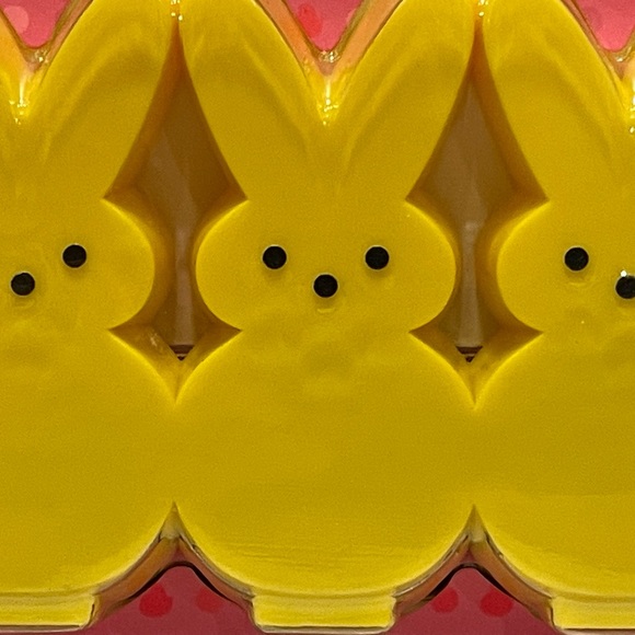 Peeps 3 Port Charging Hub, Yellow - Picture 2 of 4